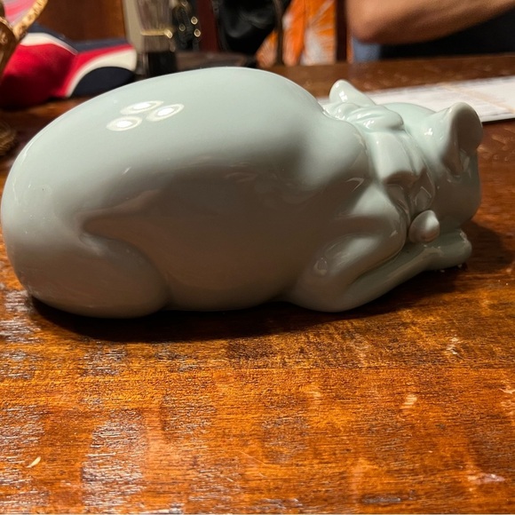 Sleeping Cat Figurine Porcelain Celadon Nemuri Neko Okimono Statue Vtg Japan - Picture 4 of 12